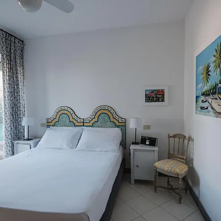 فيلة La Rosinella By Elite Villas
